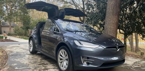 Tesla Model X 2020