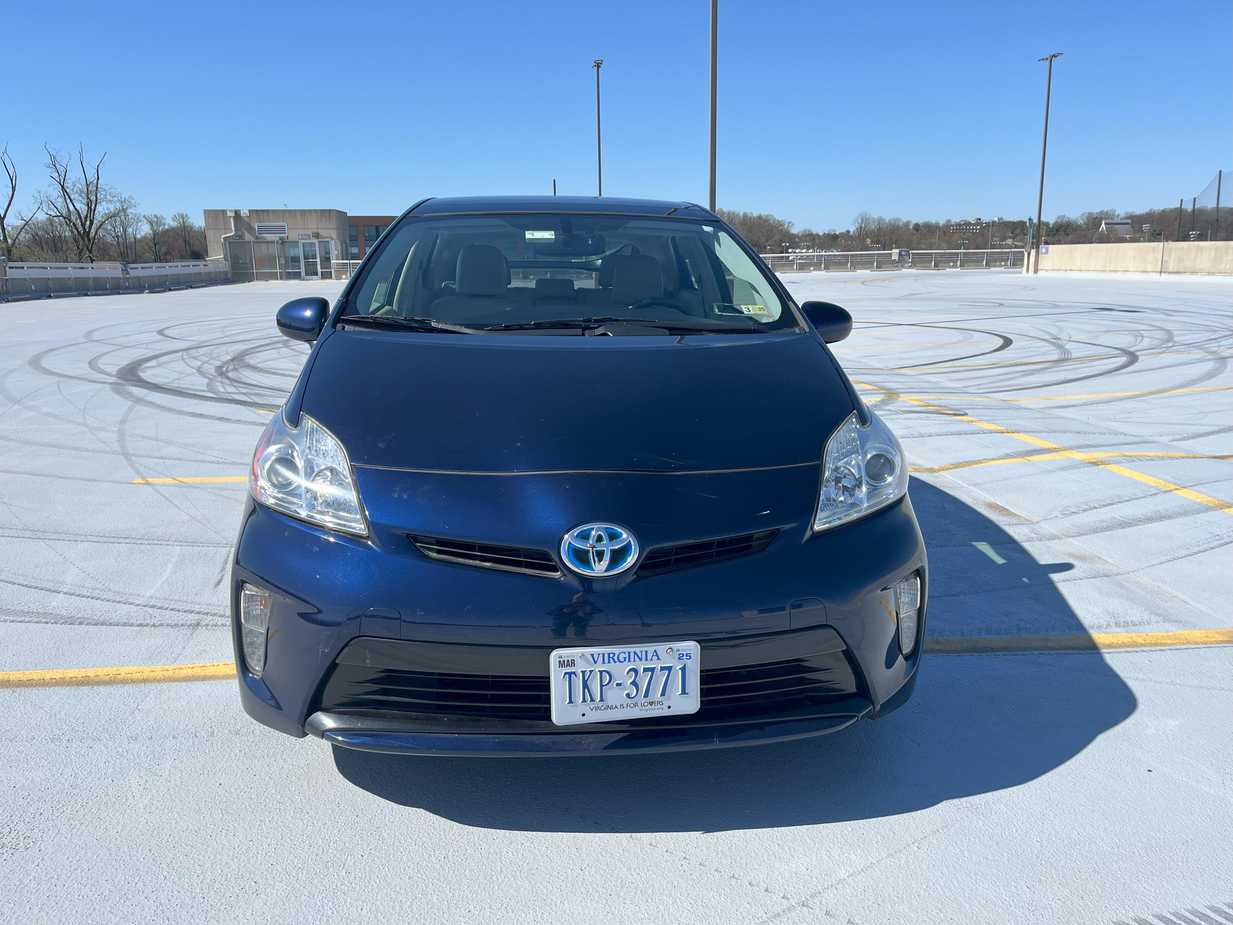ＴＫＰ Toyota Prius 2012 rental in Falls Church, VA by Stuart M | Turo