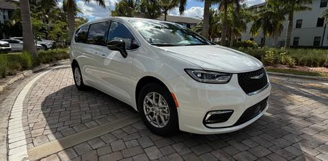 Chrysler Pacifica 2026