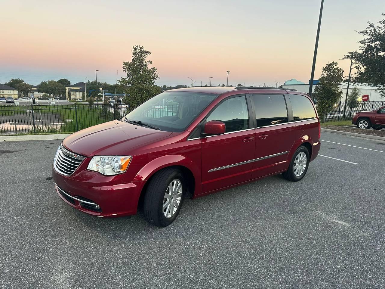 Chrysler Town & Country 2015 in 