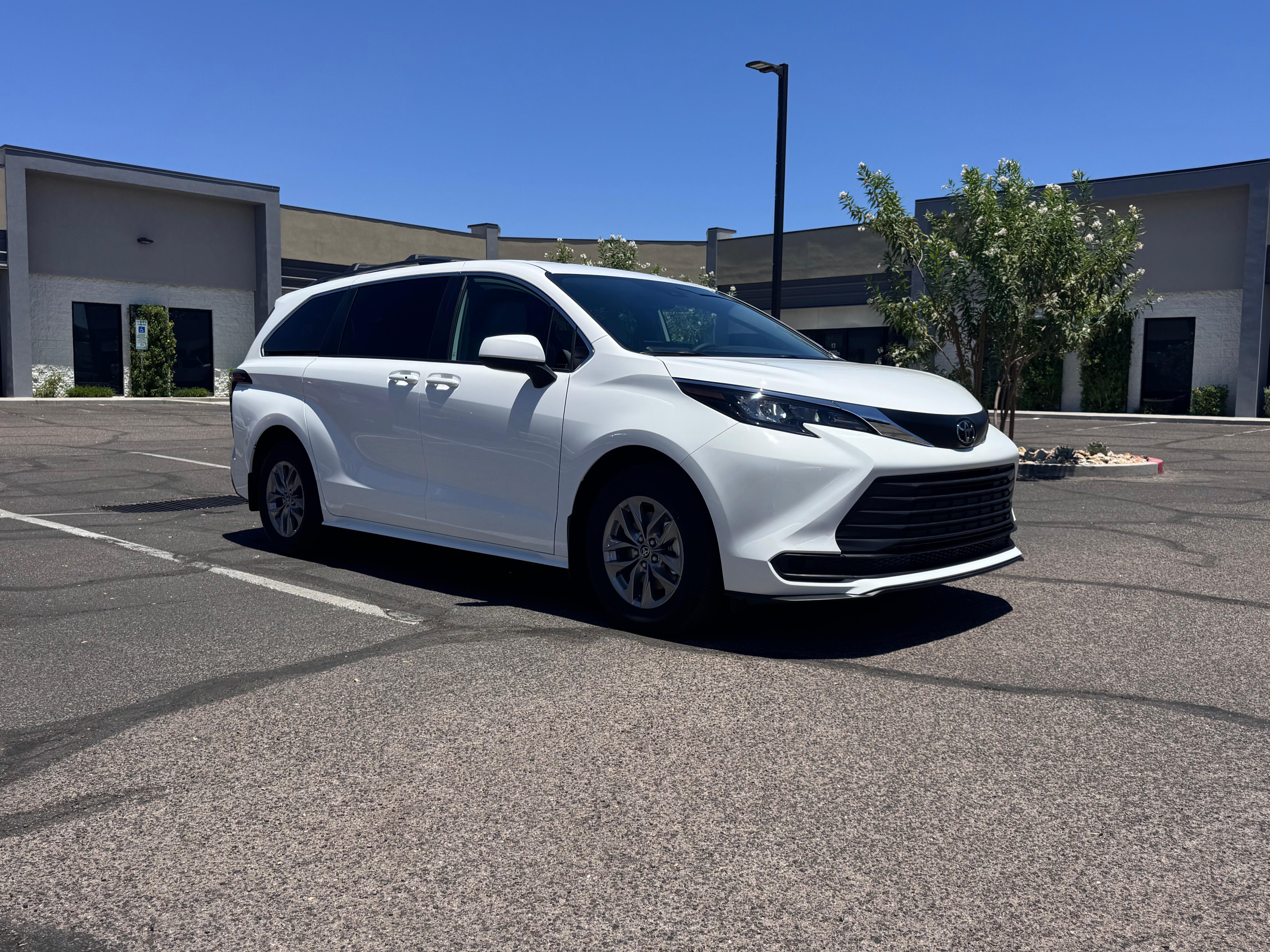 Toyota Sienna 2026 in Tucson, AZ