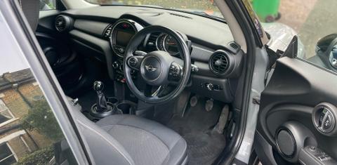 MINI Cooper 2015