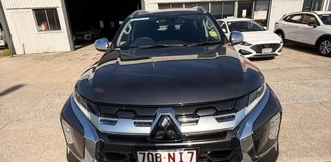 Mitsubishi PAJERO SPORT 2024