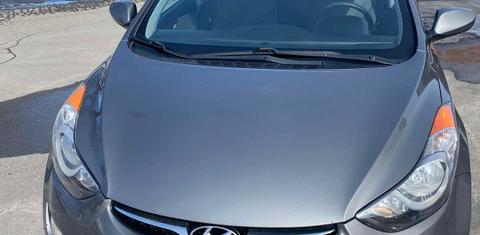 Hyundai Elantra 2012