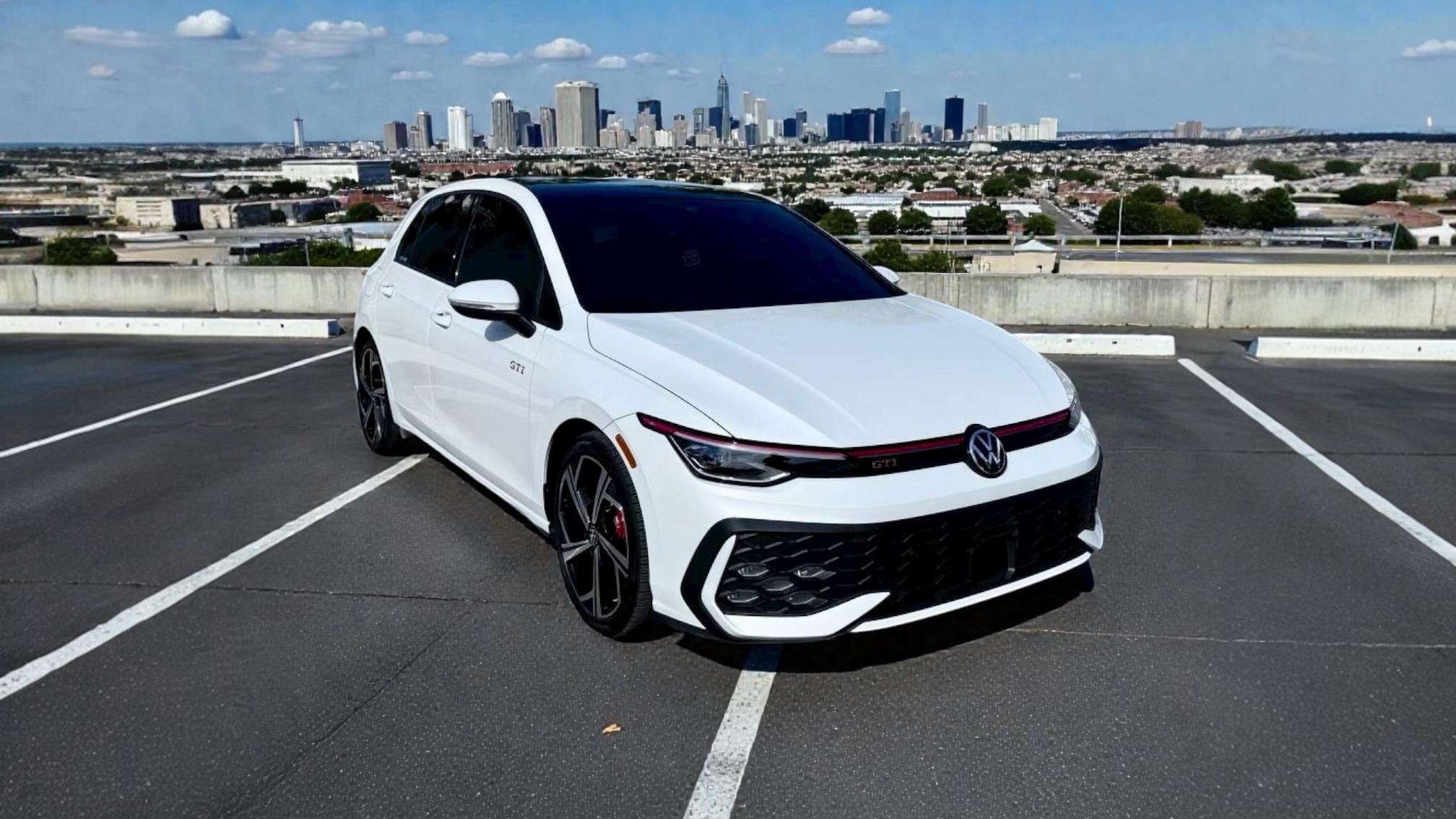Volkswagen Golf GTI 2025 in Tampa, FL