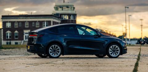 Tesla Model Y 2026