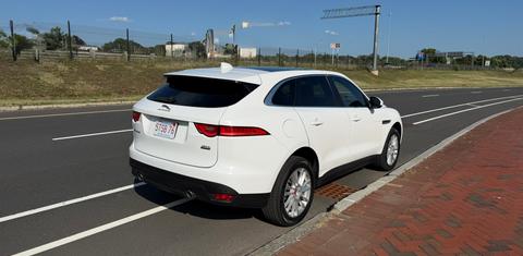 Jaguar F-PACE 2019