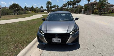 Nissan Altima 2024