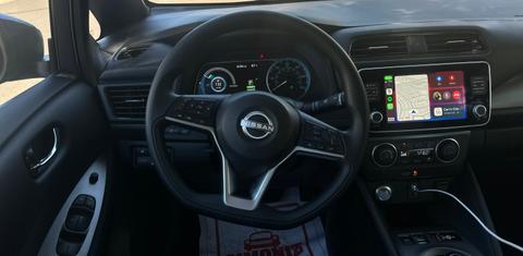 Nissan LEAF 2025