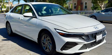 Hyundai Elantra Hybrid 2024