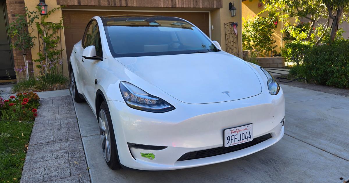 2023 Tesla Model Y in Santa Clarita