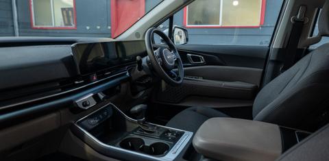 Kia CARNIVAL 2025