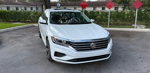 Volkswagen Passat 2022