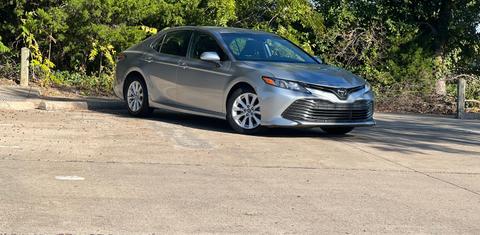 Toyota Camry 2019