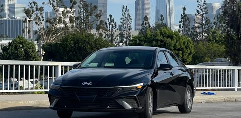 Hyundai Elantra 2025