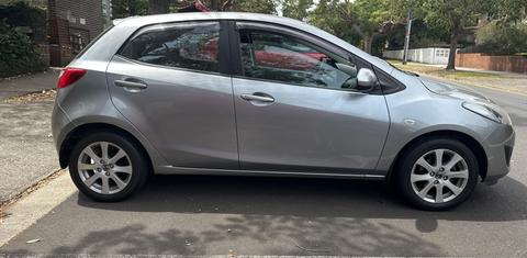 Mazda MAZDA2 2014