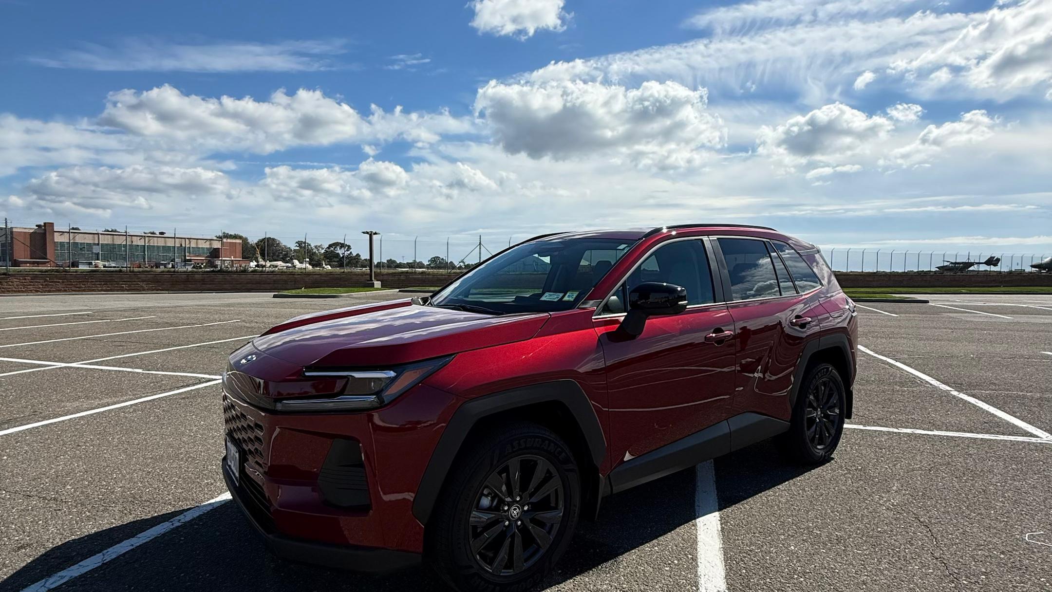 Toyota RAV4 Hybrid 2026 in Hicksville, NY