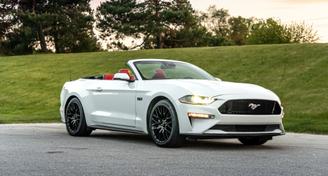 Ford Mustang 2022 — Car rental alternative in Romulus, MI