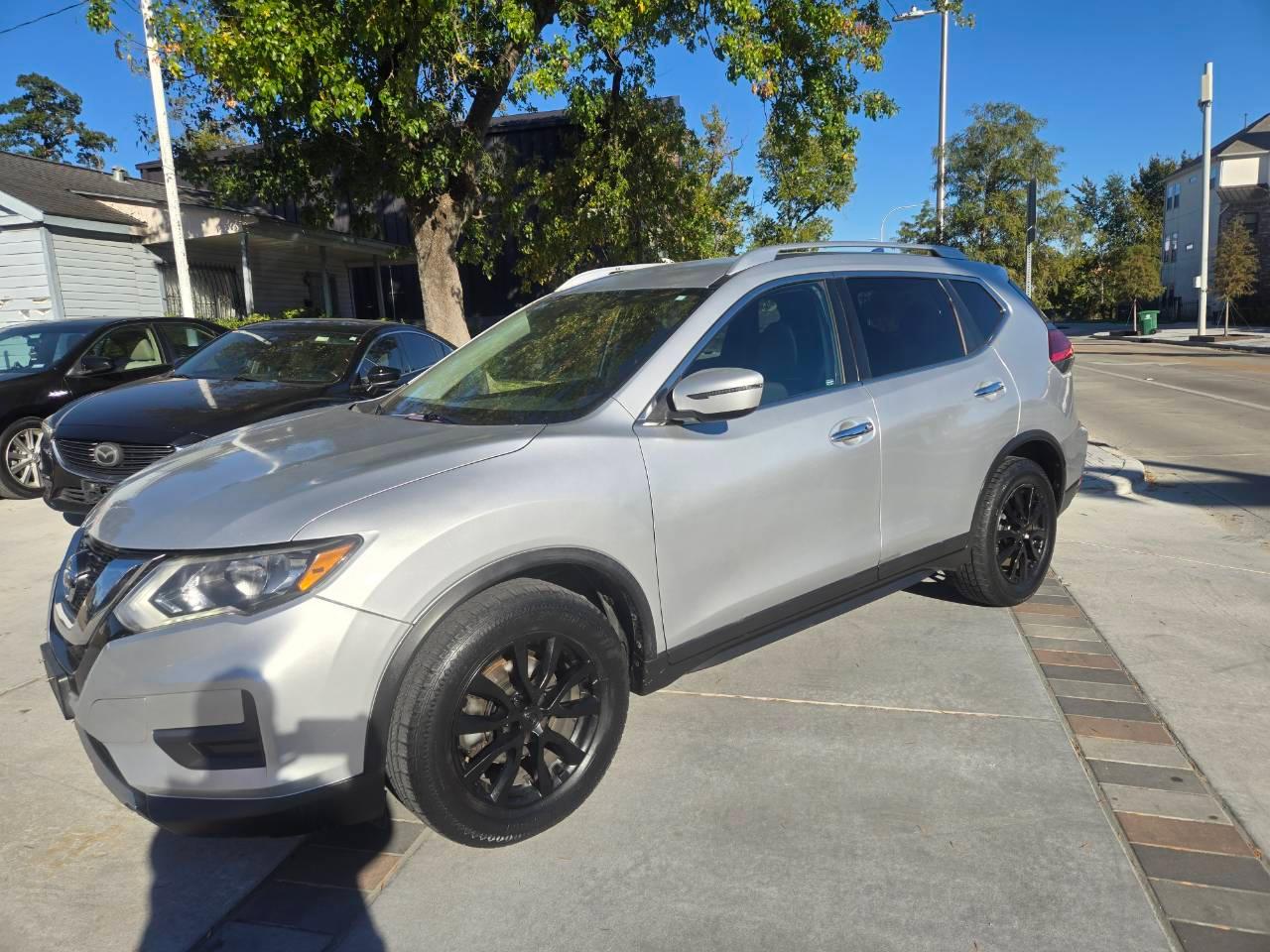 Nissan Rogue 2017 in 