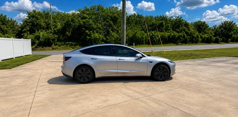 Tesla Model 3 2025