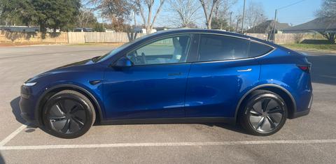 Tesla Model Y 2026