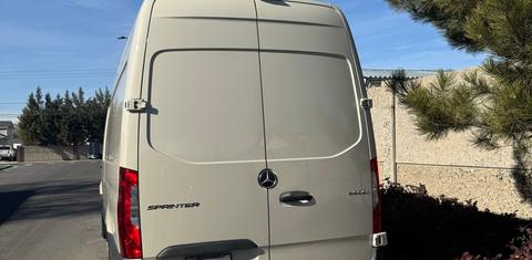 Mercedes-Benz Sprinter Cargo 2024