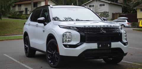 Mitsubishi Outlander Plug-In Hybrid 2025