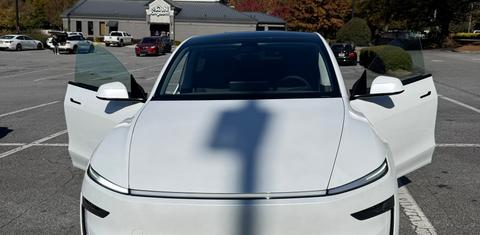 Tesla Model Y 2026