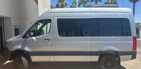 Mercedes-Benz Sprinter 2025