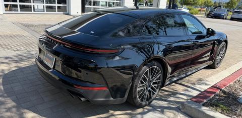 Porsche Panamera 2024