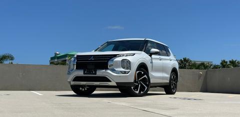 Mitsubishi Outlander Plug-In Hybrid 2025