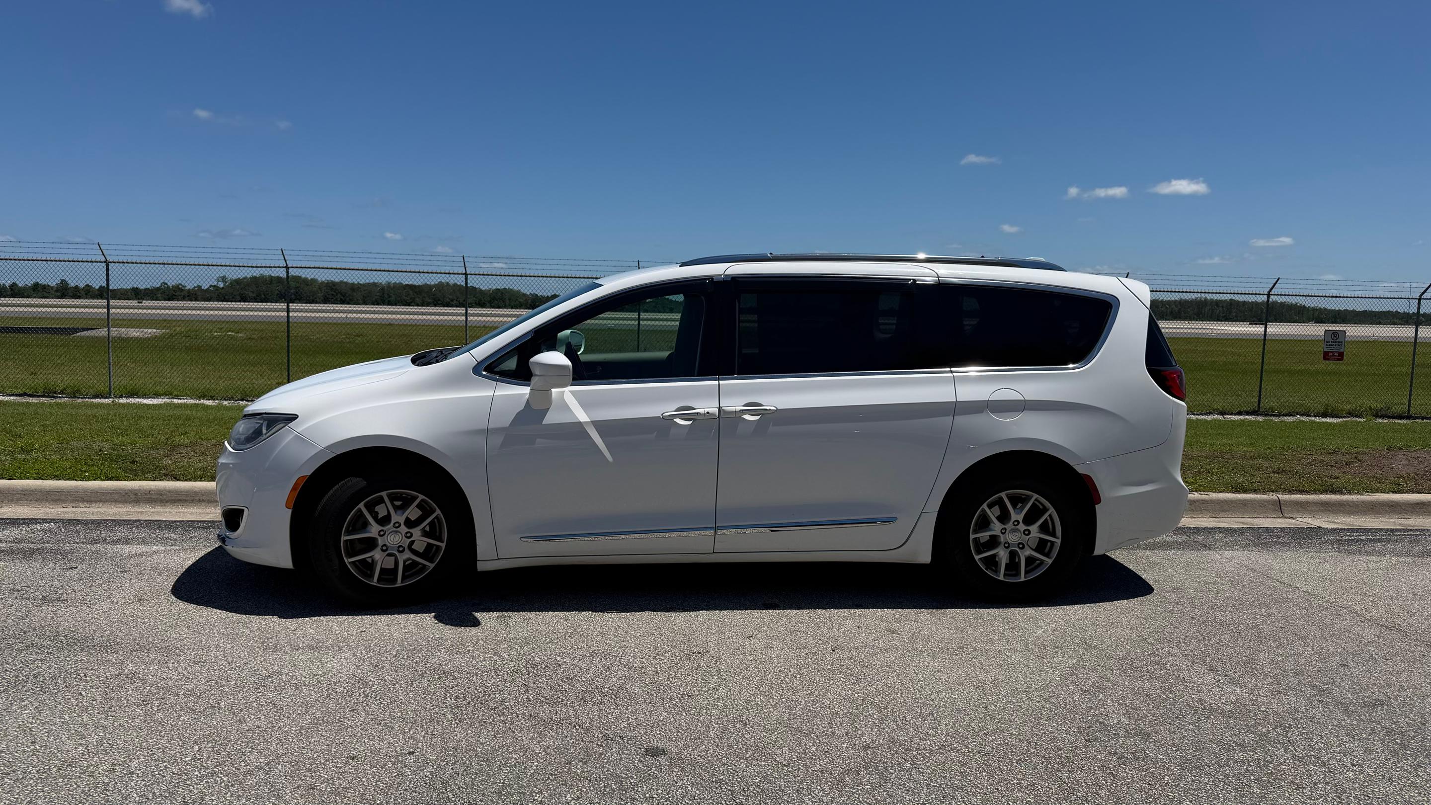 Chrysler Pacifica 2020 in 