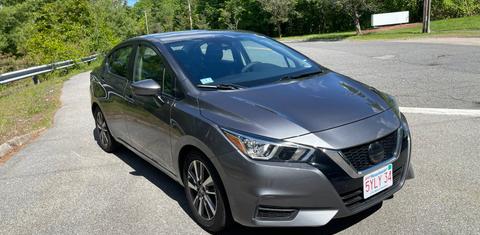 Nissan Versa 2020