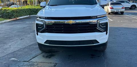 Chevrolet Suburban 2025