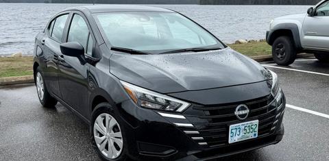 Nissan Versa 2025