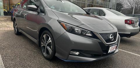 Nissan LEAF 2021