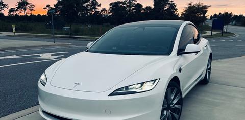 Tesla Model 3 2024
