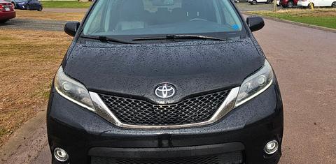 Toyota Sienna 2015