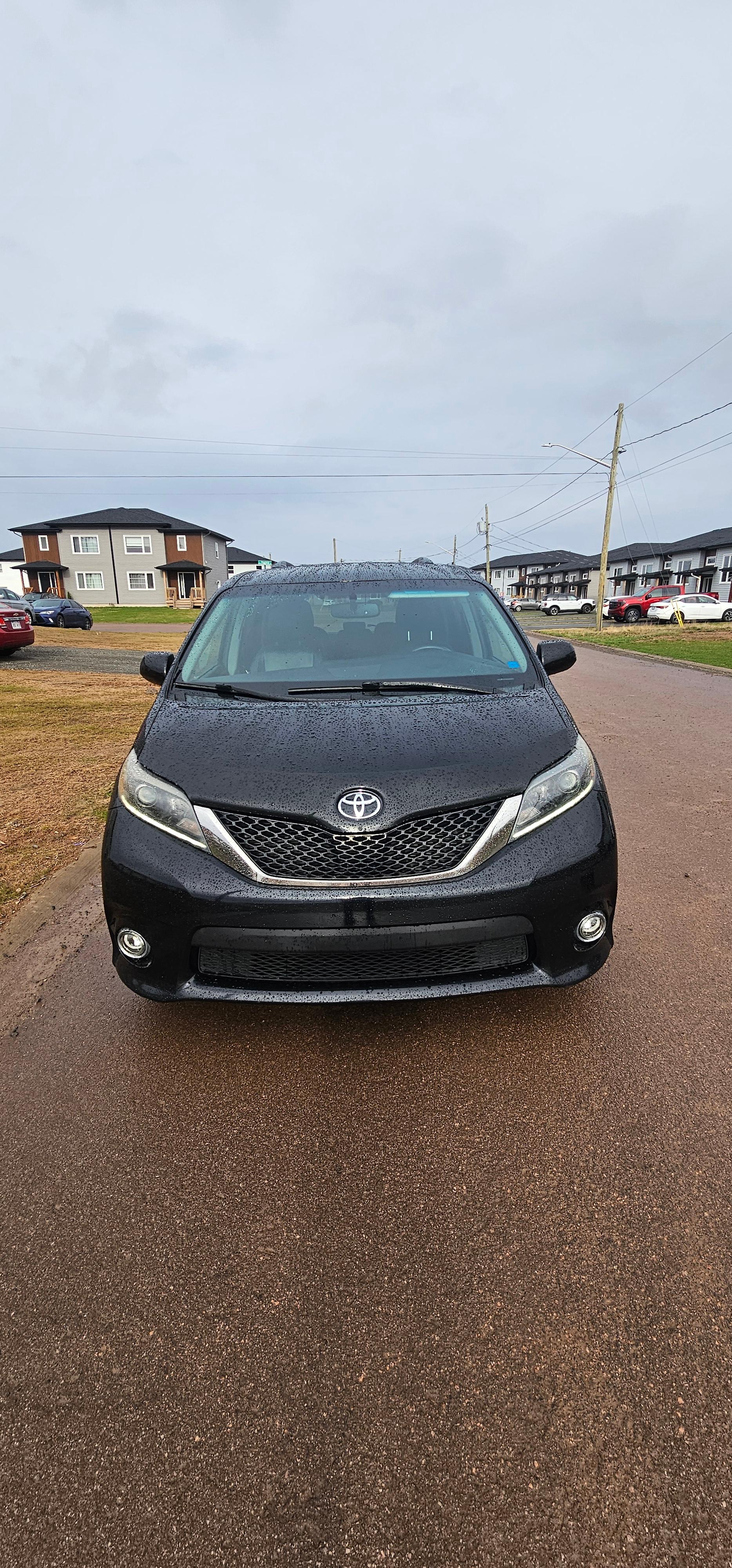 Toyota Sienna 2015 à Dieppe, NB