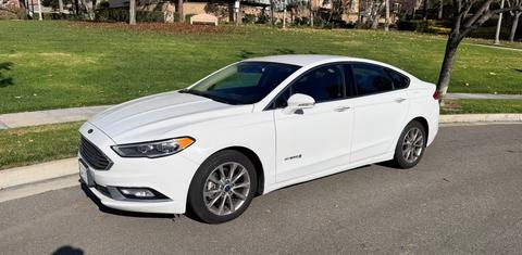 Ford Fusion Hybrid 2017