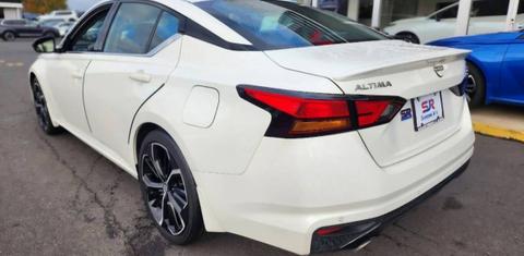 Nissan Altima 2024