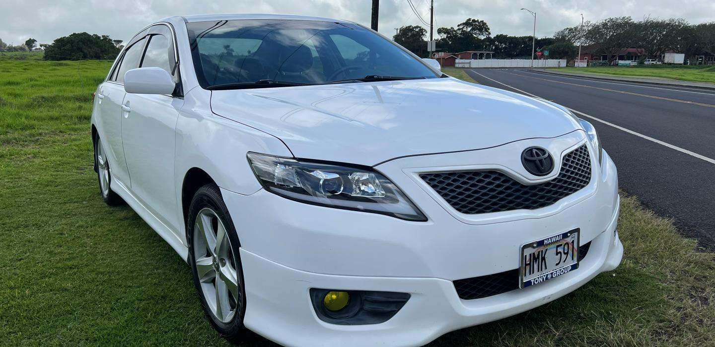 Toyota Camry 2011 rental in Hilo, HI by Brian P. Turo