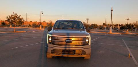 Ford F-150 Lightning 2023