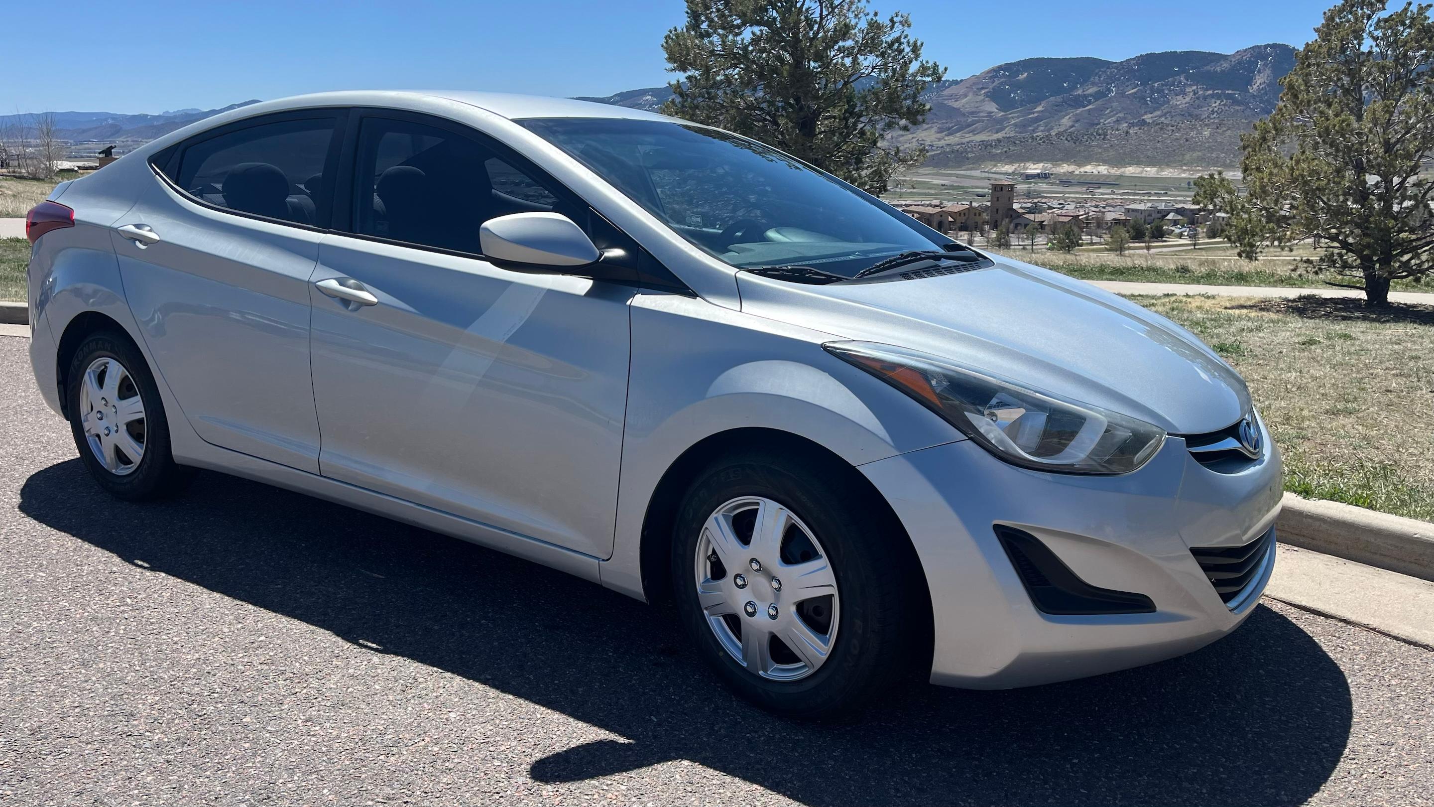 Hyundai Elantra 2016 in Lakewood, CO