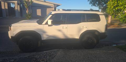 Toyota LANDCRUISER PRADO 2025