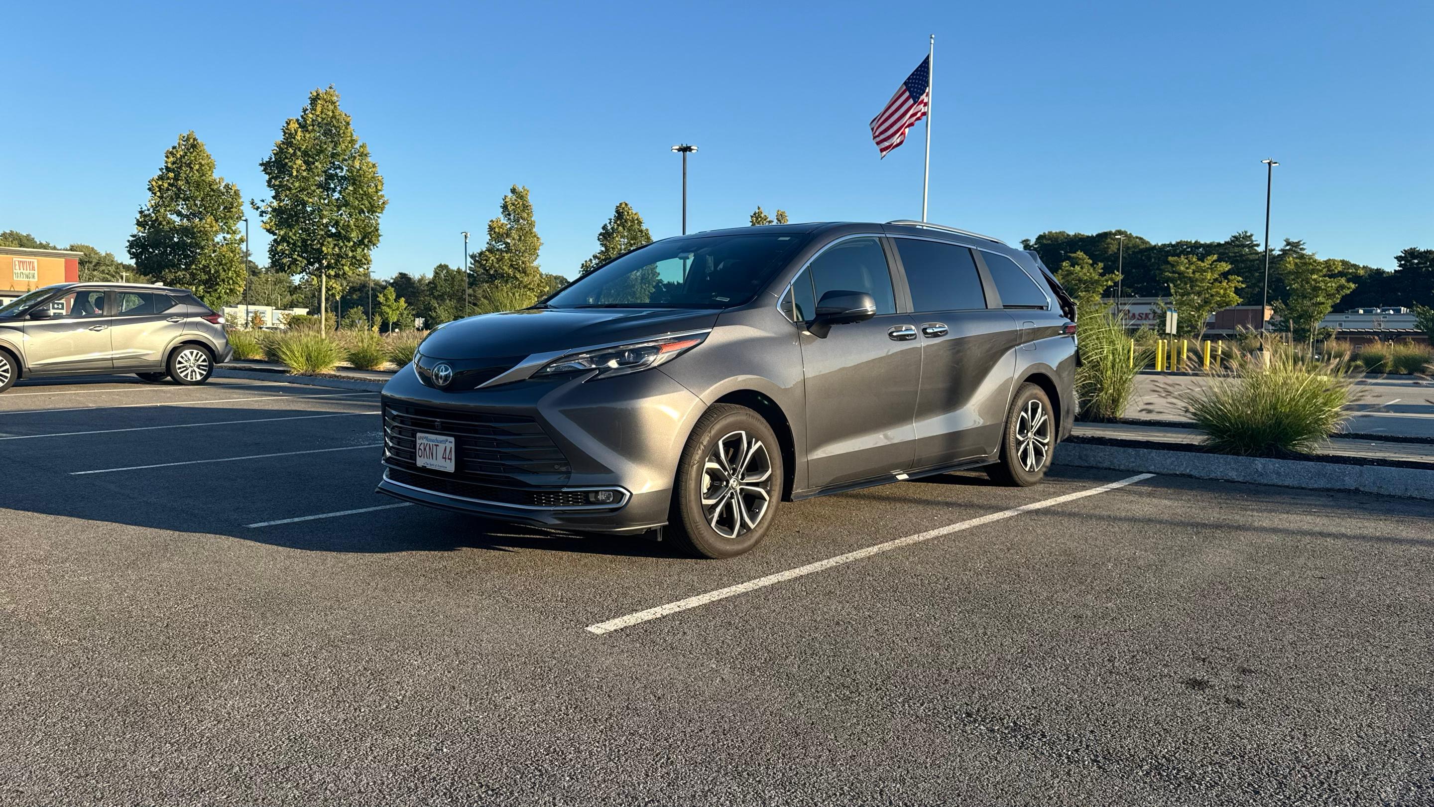 Toyota Sienna 2025 in Hudson, MA