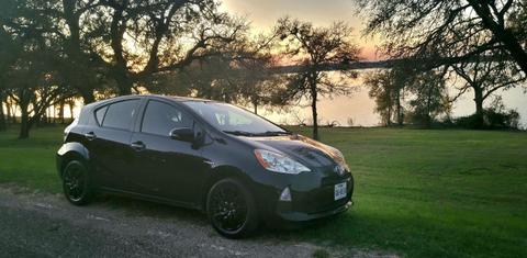Toyota Prius c 2013