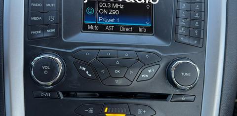 Ford Fusion Hybrid 2014