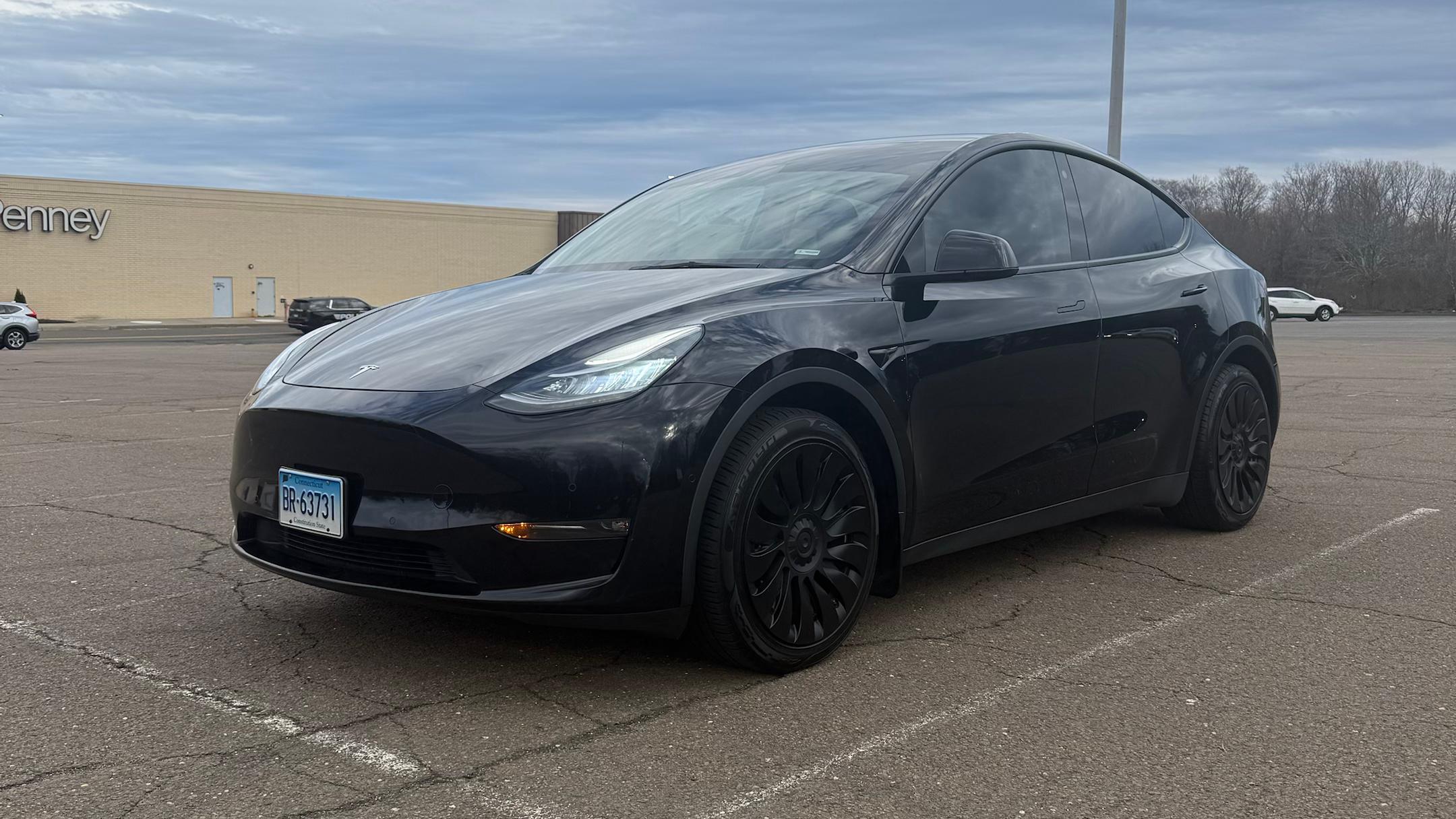 Tesla Model Y 2021 in Bridgeport, CT