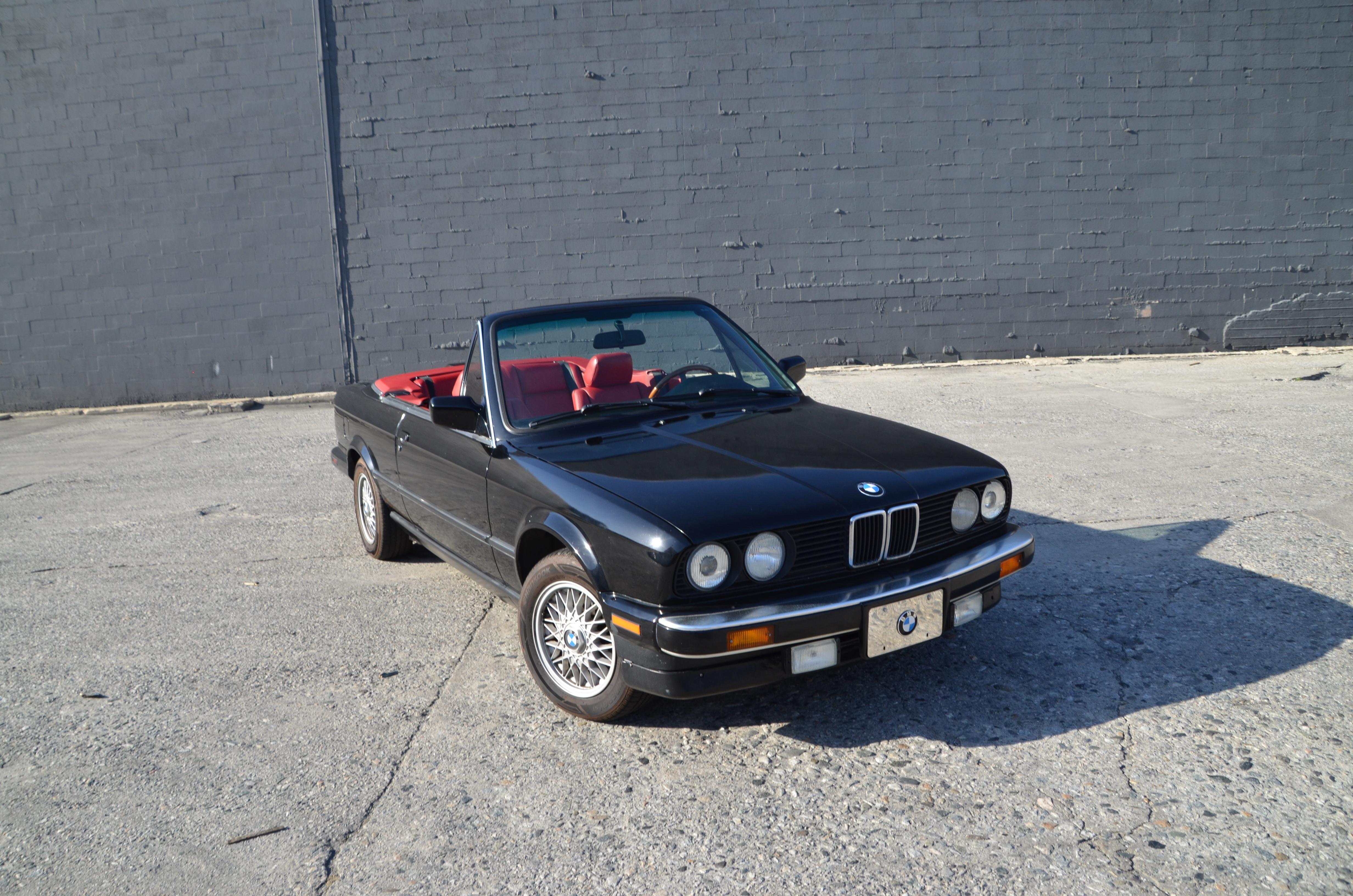 BMW 325i 1988 rental in Los Angeles, CA by Ian | Turo